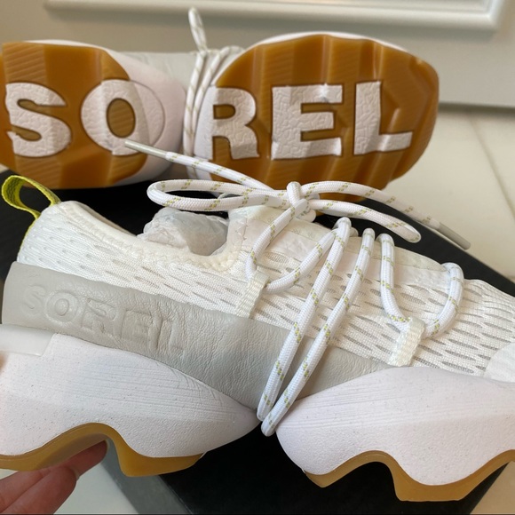 kinetic impact lace sneakers